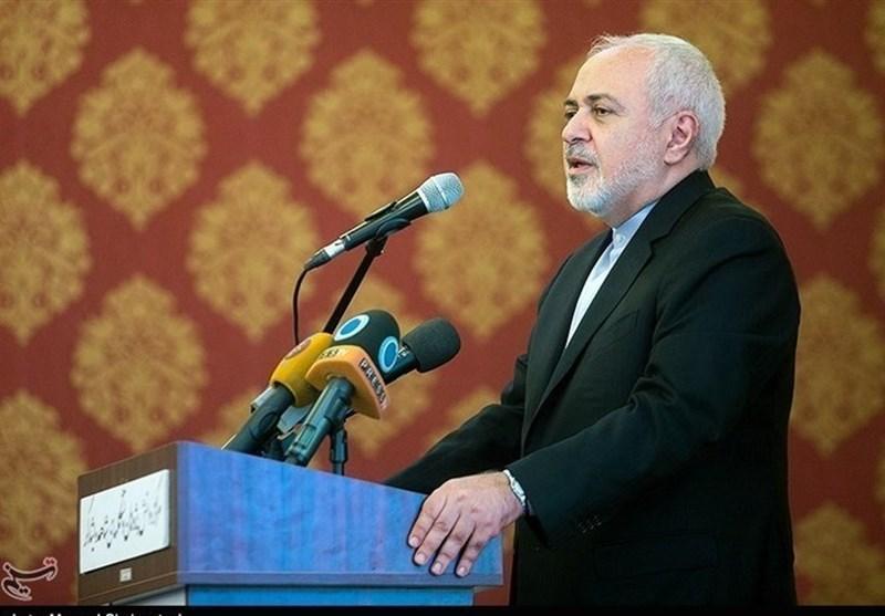 ظریف: آمریکا از روی استیصال موضع دبیرکل شورای همکاری خلیج ظریف: آمریکا از روی استیصال موضع دبیرکل شورای همکاری خلیج فارس را اجماع منطقه ای می نامد