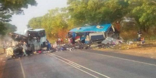 کشته شدن 37 تن از جمله 10 زن درتصادف اتوبوس در کامرون