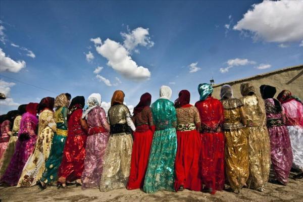 لباس محلی کردی؛ جلوه ای از پوشش اصیل و زیبای ایرانی