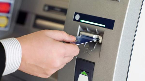 اینفوگرافیک ، چطور از کپی شدن کارت بانکی مان جلوگیری کنیم؟