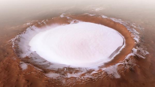برف انبوهی که در مریخ به زمین نشسته ، عکس